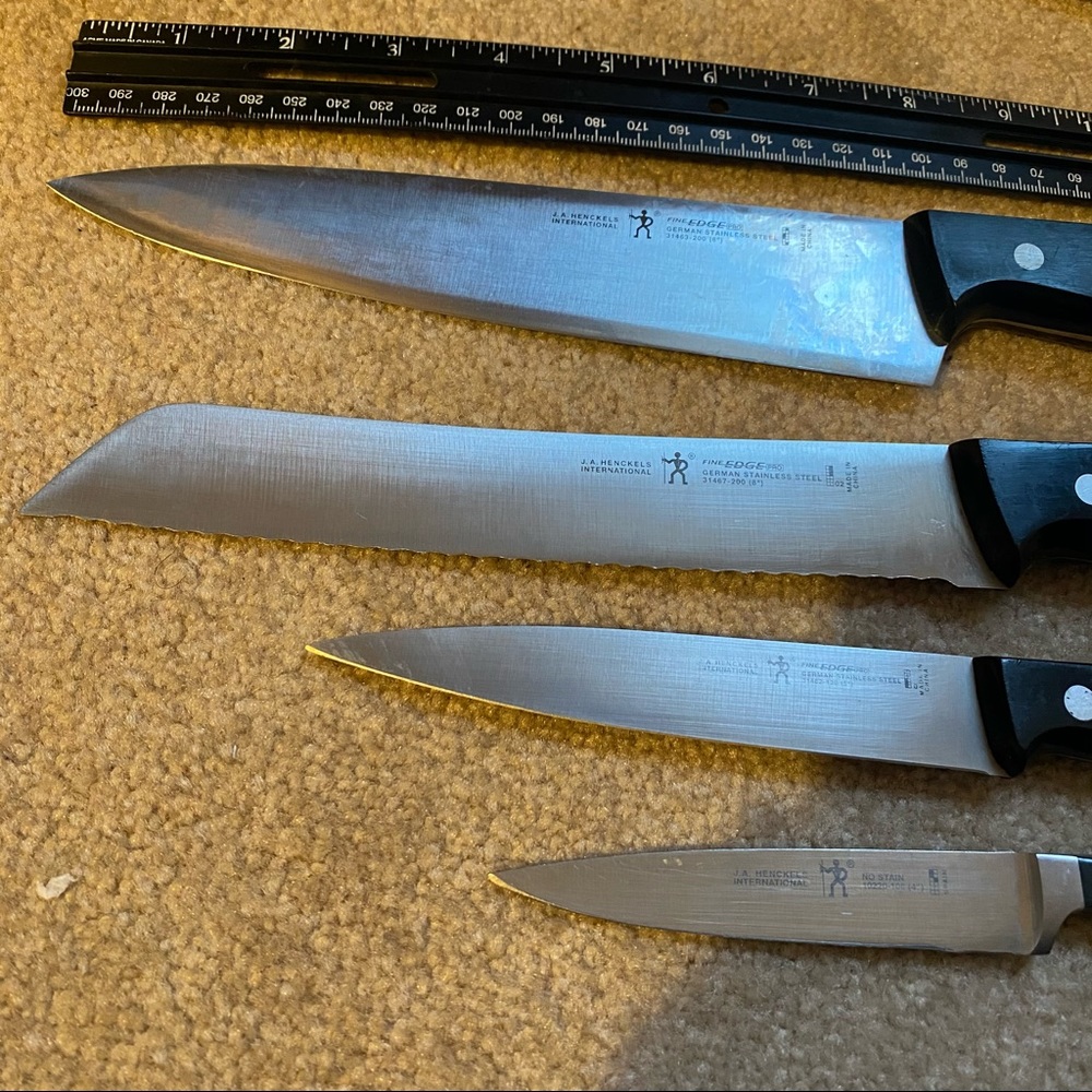 J.A Henckels Classic 16-Pc. Knives & Block Set black - Picture 7 of 12
